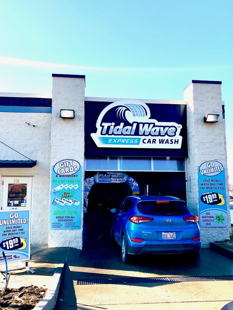 Collinsville Illinois Express CarWash Tidal Wave Luxury
